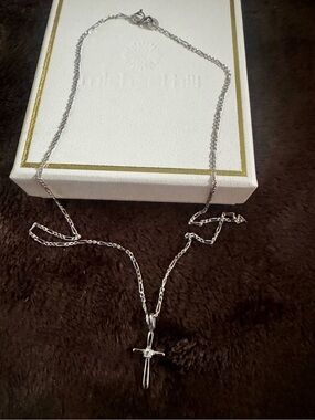 Sterling Silver Dainty Cross Pendant Necklace - Silver